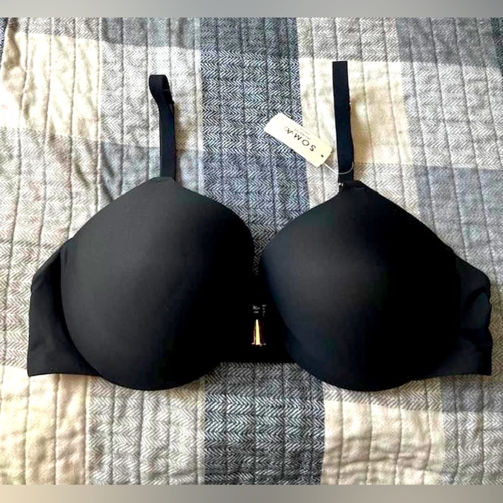 Soma Intimates NWT black bra with rose gold hardware